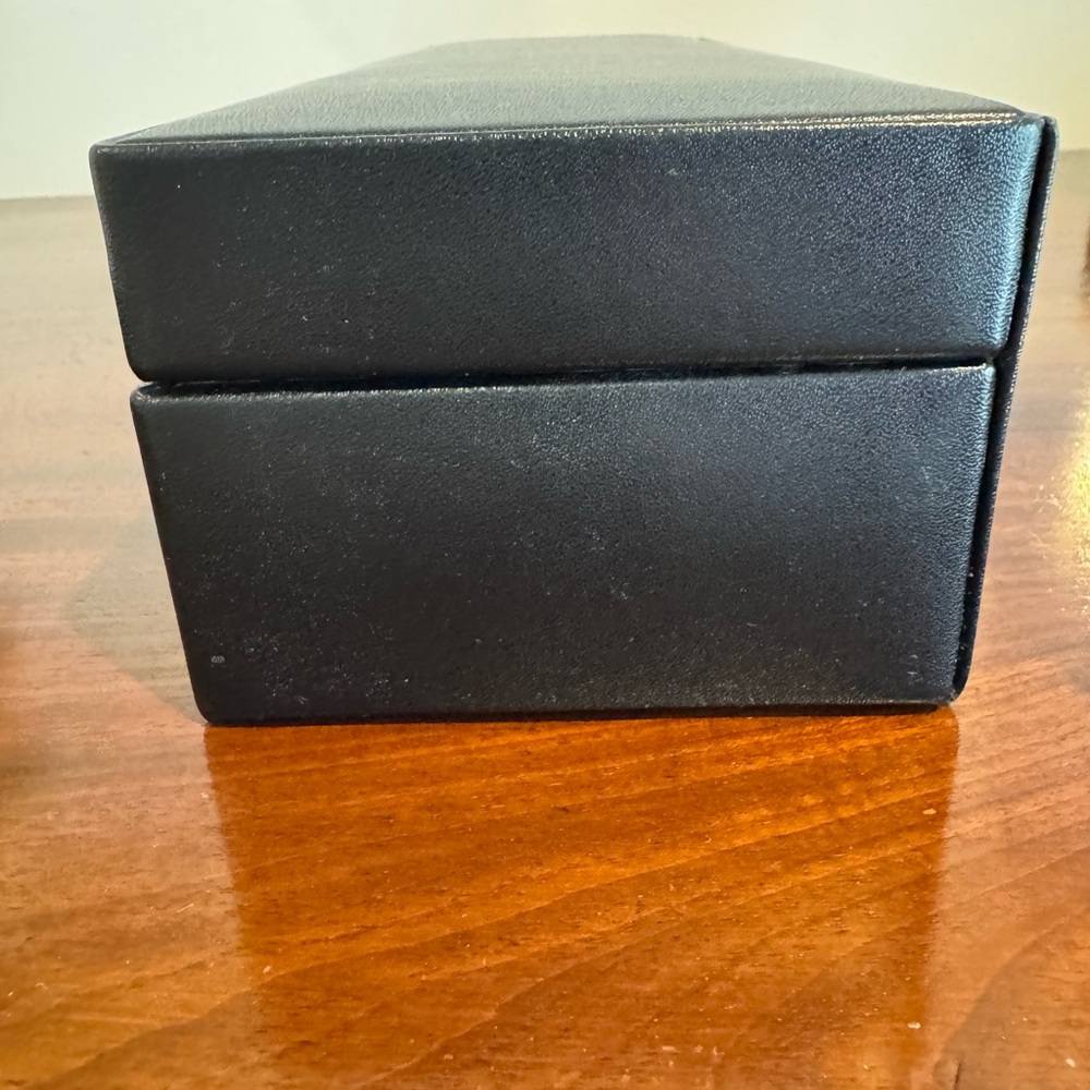 Wolf Heritage Safe Deposit Jewelry Box with lock & key. Never used. - Picture 8 of 9